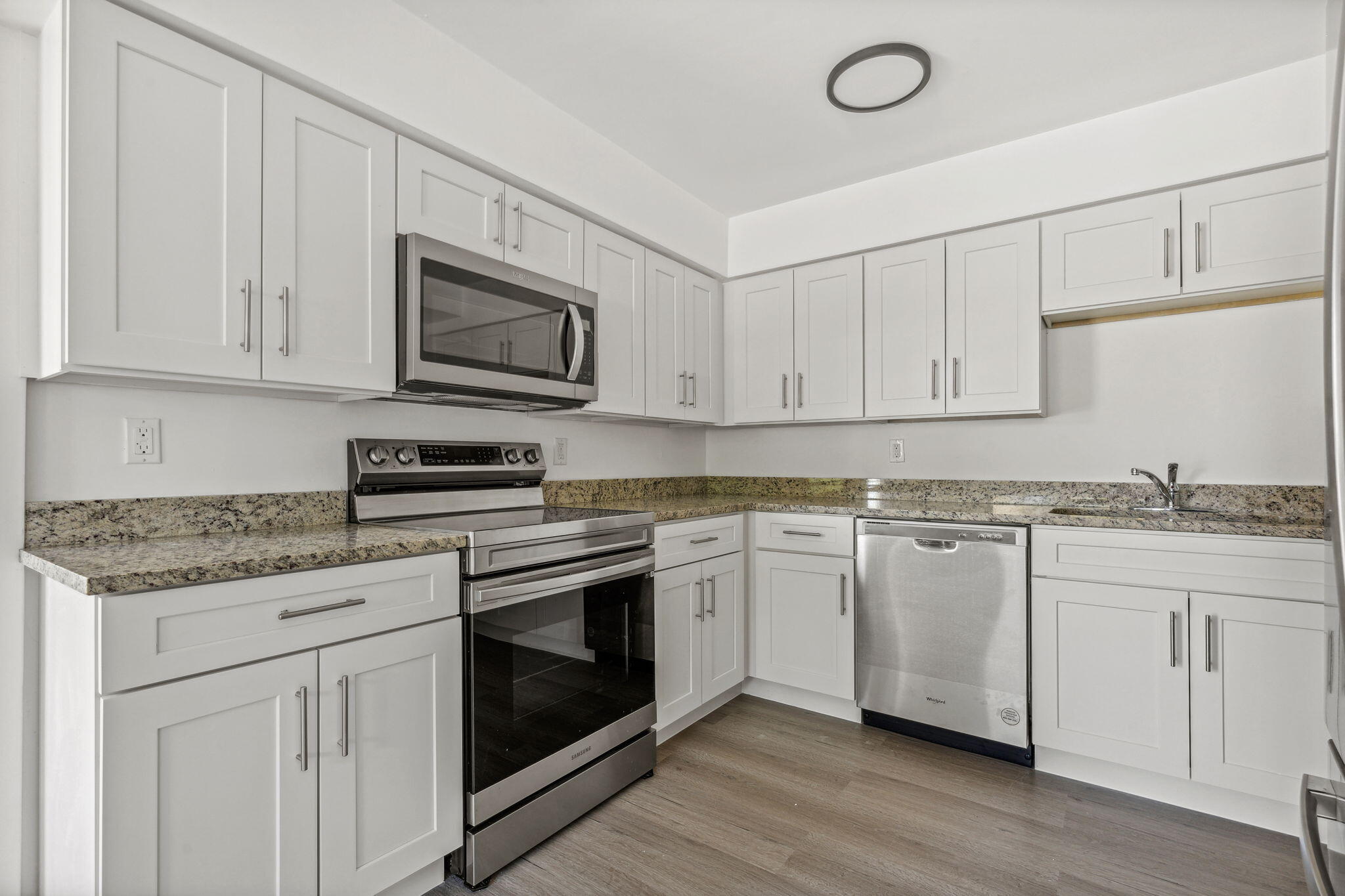 230 Southwest 13th Avenue Delray Beach, FL 33444 - Photo 2 of 15 13-web-or-mls-DSC01143