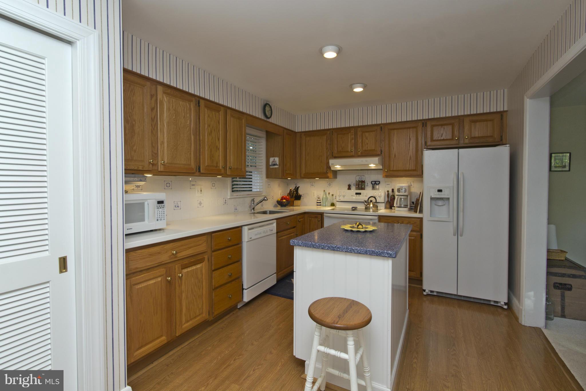 507 Broadwater Road Arnold, MD 21012 - Photo 6 of 30 Kitchen