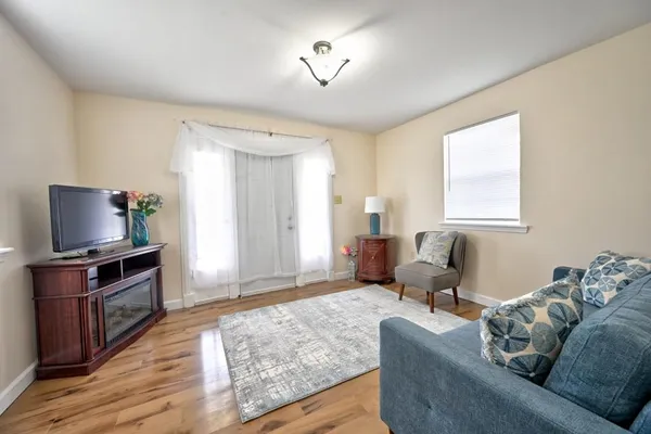 $1,250 | 1553 Avenue A, Marrero, LA 70072