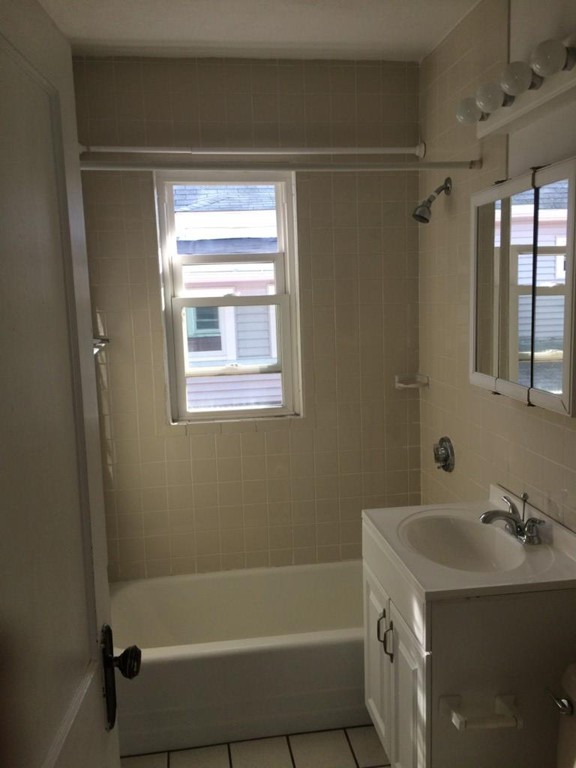 72 Rawson Road Arlington, MA 02474 - Photo 5 of 11 Gallery Image 5