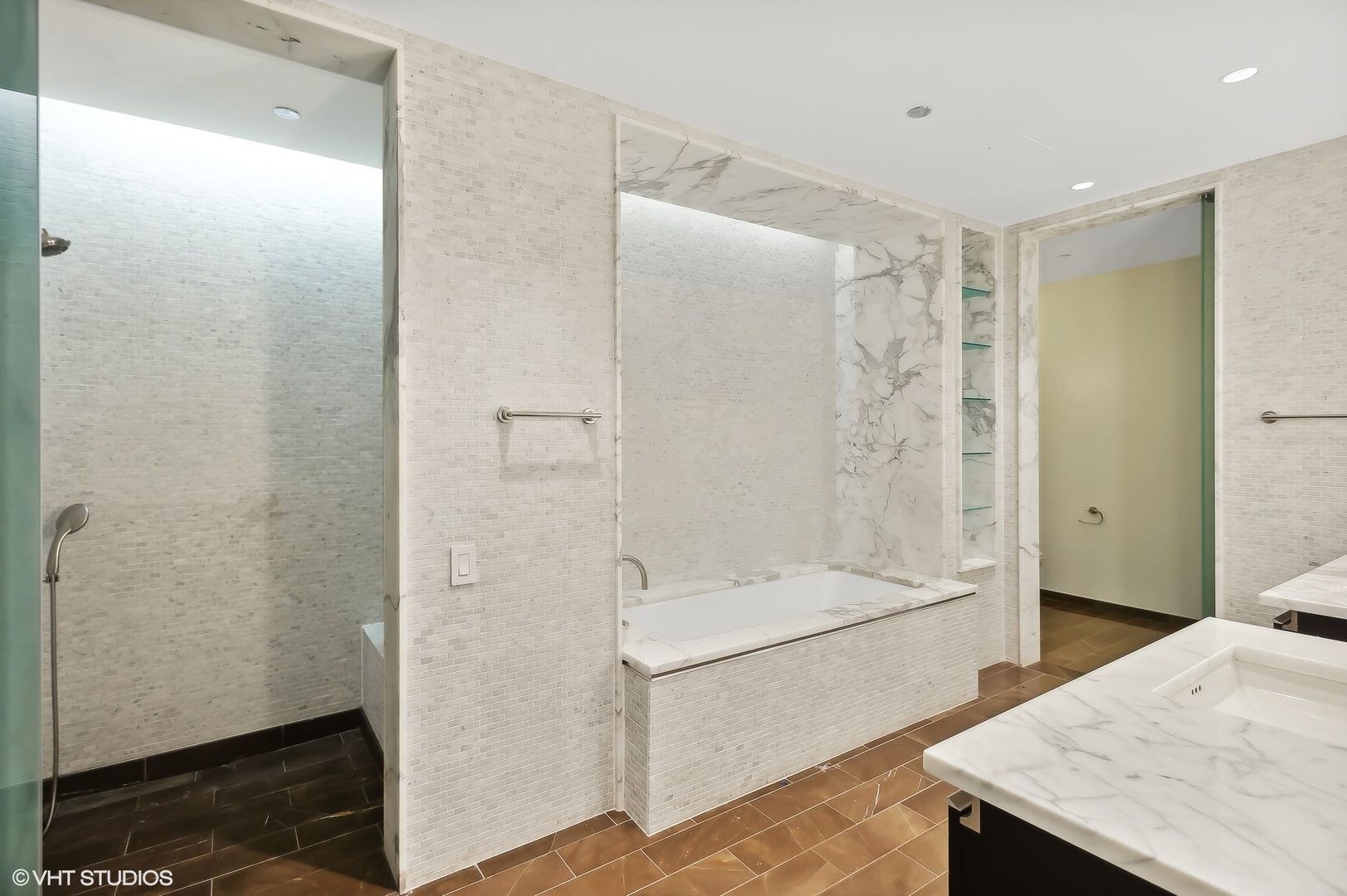 77 East Walton Street, Unit 28B Chicago, IL 60611 - Photo 21 of 32