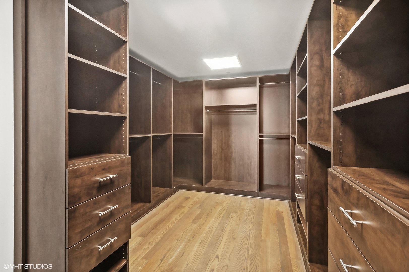 77 East Walton Street, Unit 28B Chicago, IL 60611 - Photo 22 of 32