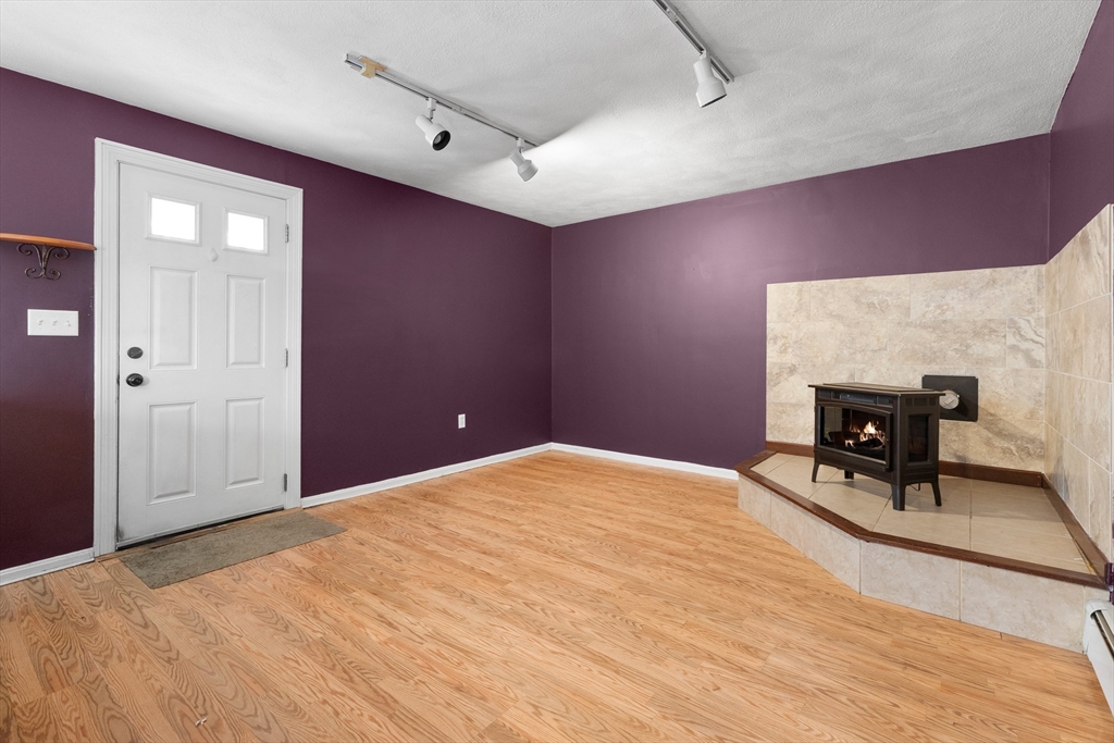 11 Central Street Georgetown, MA 01833 - Photo 13 of 41