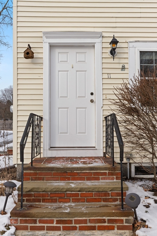 11 Central Street Georgetown, MA 01833 - Photo 15 of 41