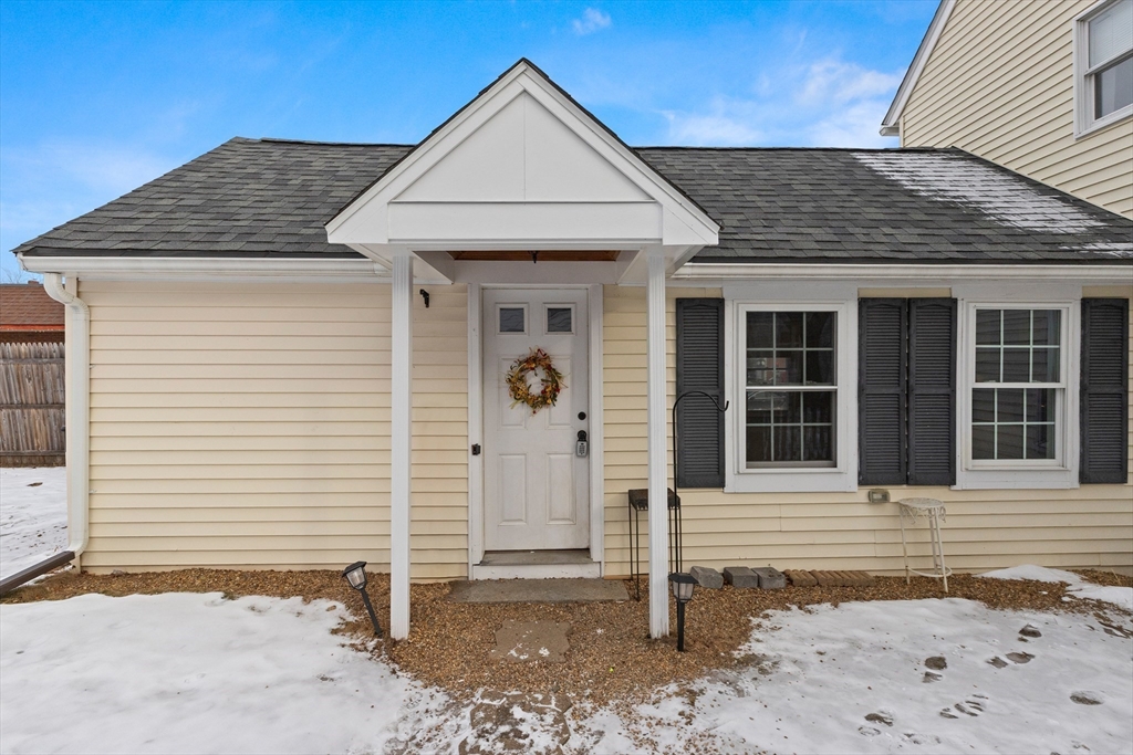 11 Central Street Georgetown, MA 01833 - Photo 28 of 41