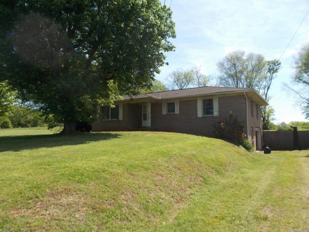 528 Aspen Road Newport, TN 37821 - Photo 1 of 34 Photo 1