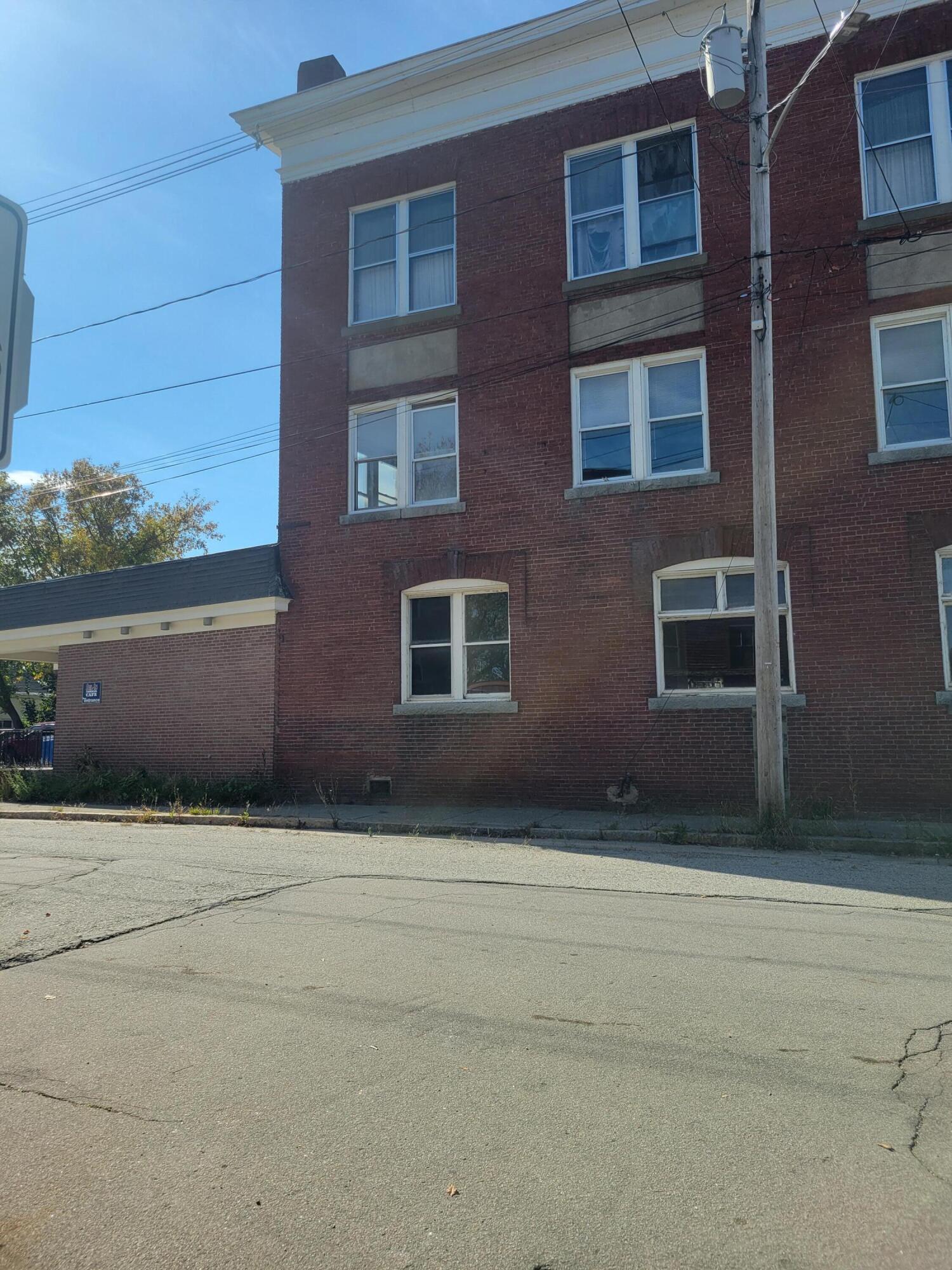 161 Main Street Newport, ME 04953 - Photo 3 of 47 20211012_124716