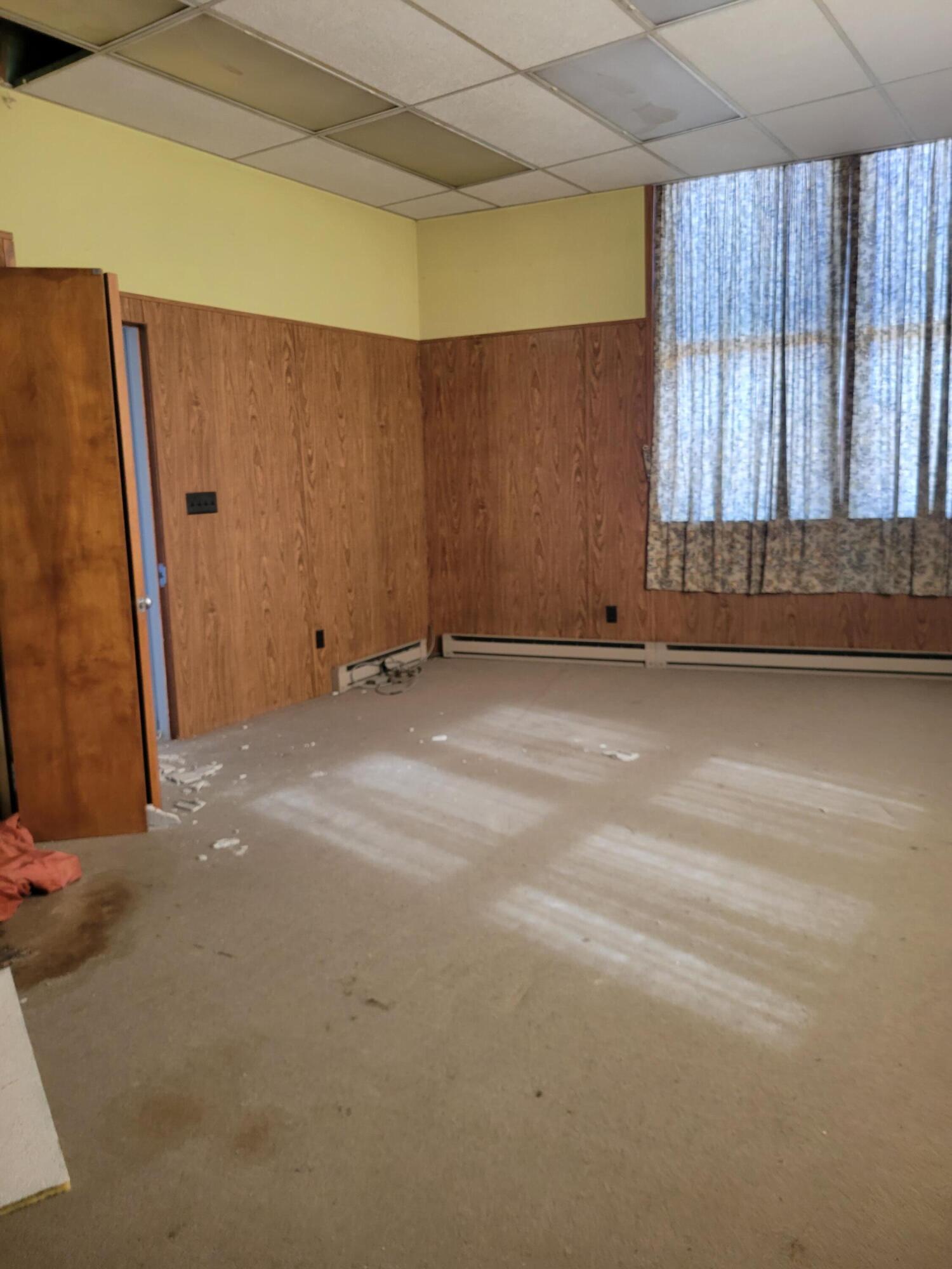 161 Main Street Newport, ME 04953 - Photo 35 of 47 20211012_124018