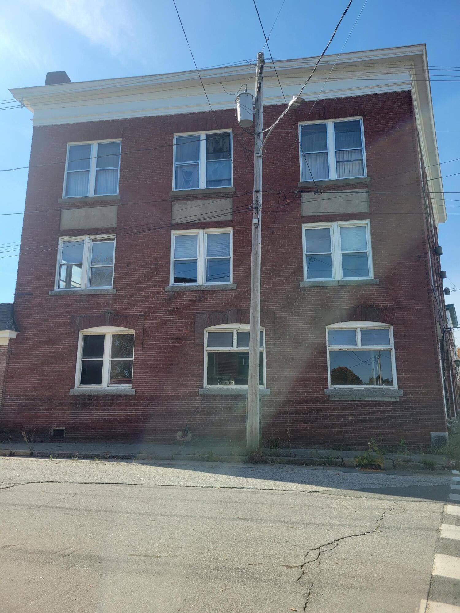161 Main Street Newport, ME 04953 - Photo 4 of 47 20211012_124713
