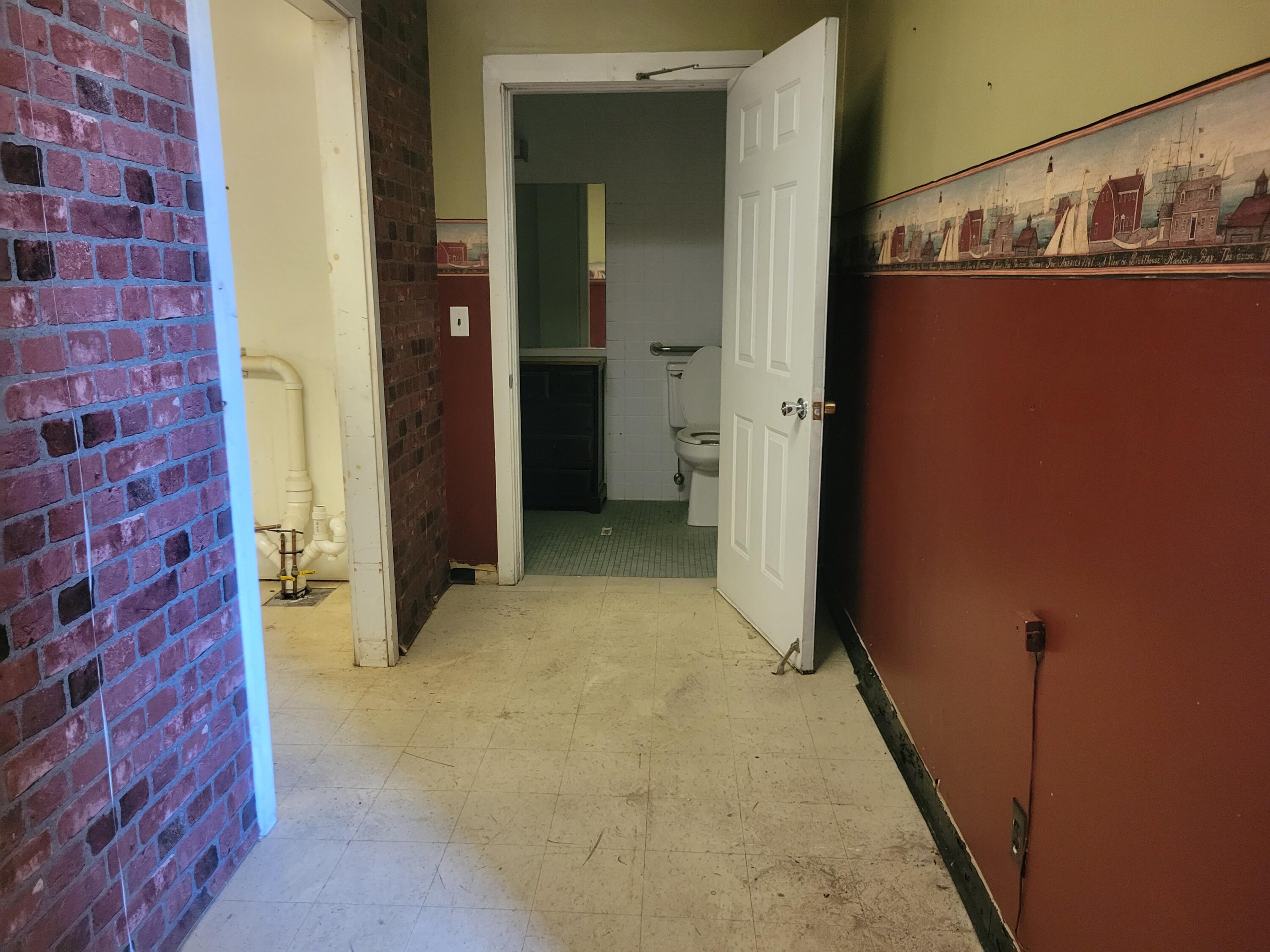 161 Main Street Newport, ME 04953 - Photo 10 of 47 20211012_123448