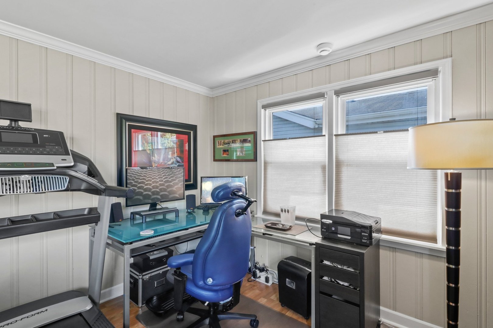 10930 Oak Avenue Chicago Ridge, IL 60415 - Photo 9 of 20 a workspace with furniture and window
