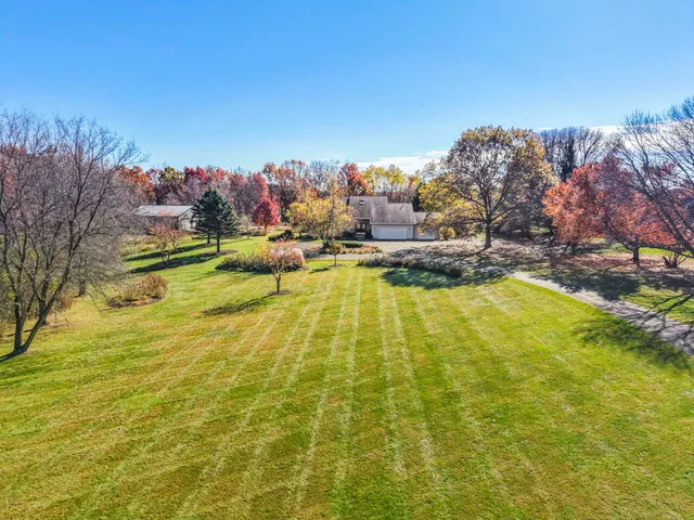$1,200,000 | 3723 Meadowbrooke Circle, Windsor, WI 53590