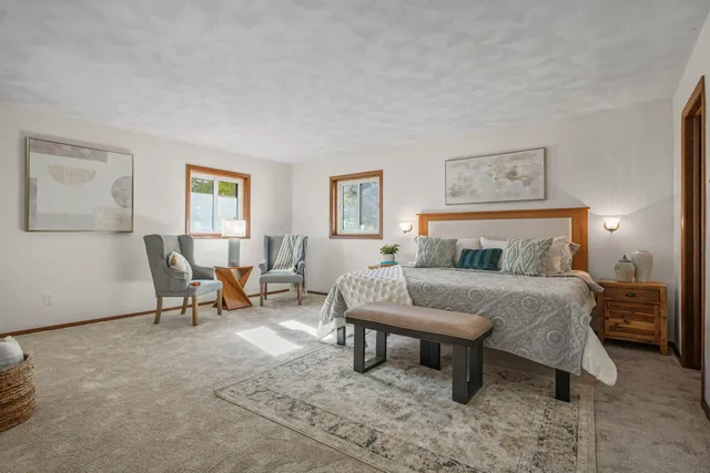 $1,200,000 | 3723 Meadowbrooke Circle, Windsor, WI 53590