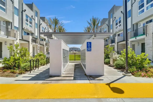 $4,300 | 1122 West Bushell Street, Anaheim, CA 92805