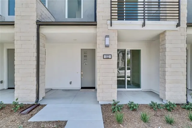 $4,300 | 1122 West Bushell Street, Anaheim, CA 92805