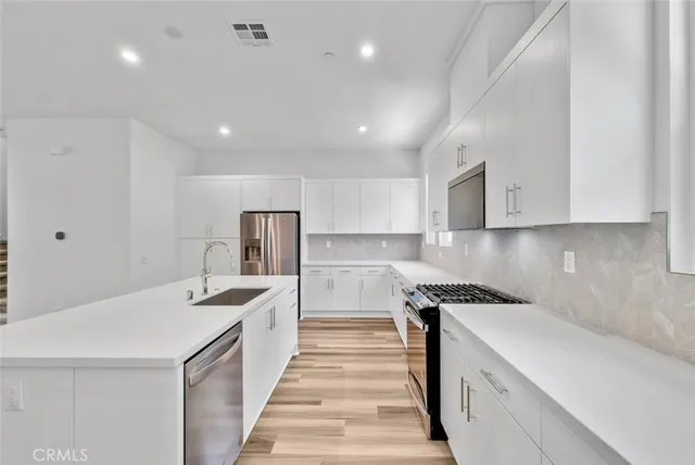 $4,300 | 1122 West Bushell Street, Anaheim, CA 92805