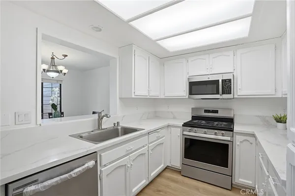 $615,000 | 232 South Elm Street, Arroyo Grande, CA 93420