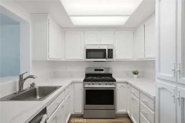 $618,000 | 232 South Elm Street, Arroyo Grande, CA 93420