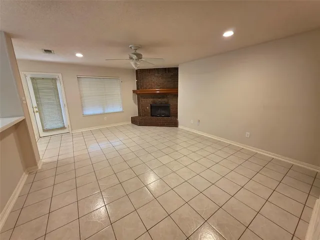 $2,500 | 5302 Lynn Court, Rowlett, TX 75088
