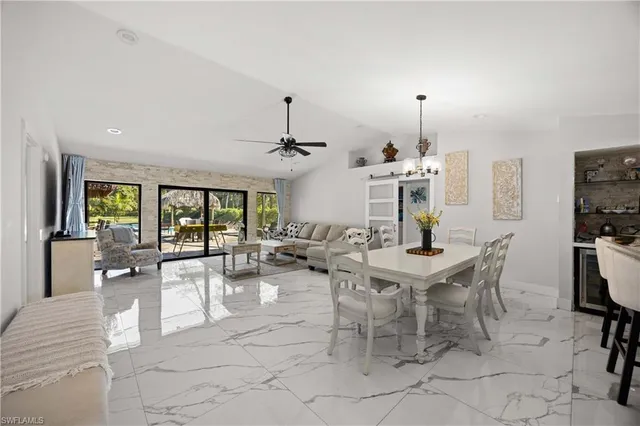 $12,500 | 1890 Oakes Boulevard, Unit SE, Naples, FL 34119