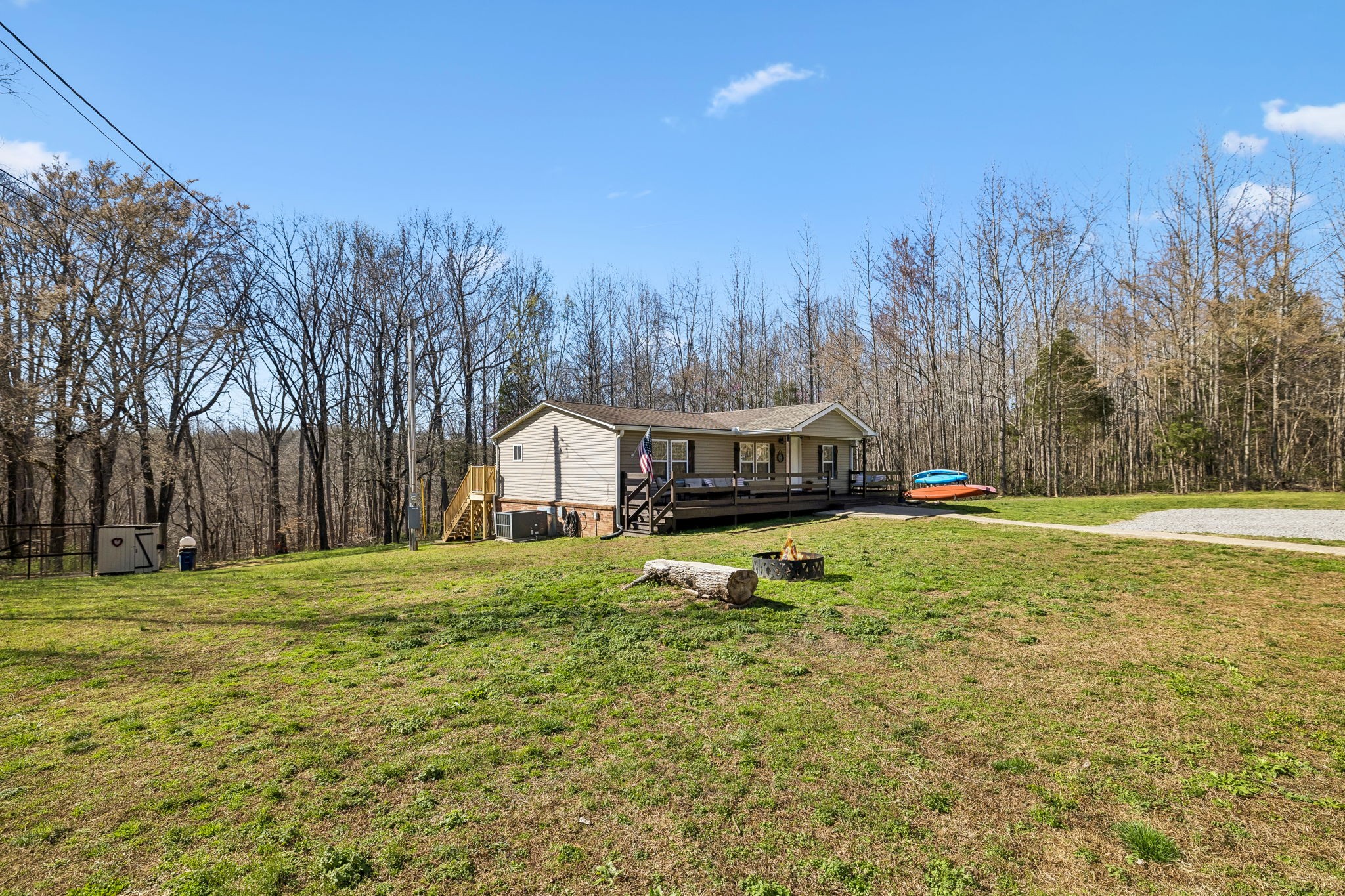 1268 Chapmansboro Road Chapmansboro, TN 37035 - Photo 4 of 55 Gallery Image 4