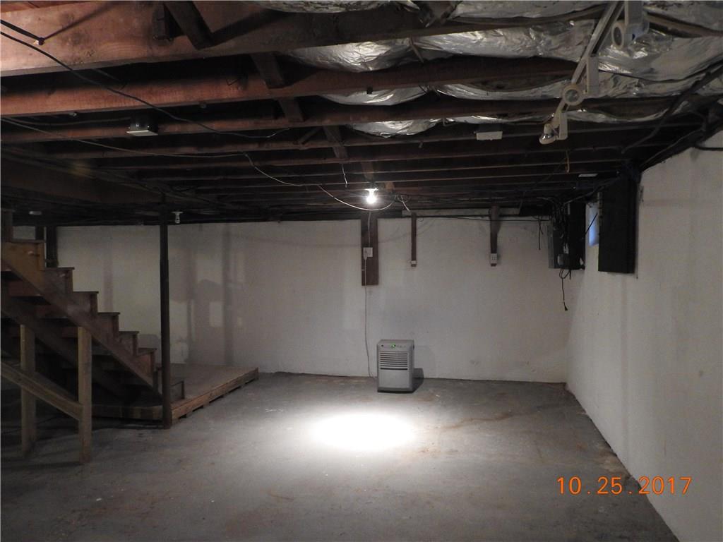 92 Tuttle Road Cumberland Center, ME 04021 - Photo 18 of 21 Photo