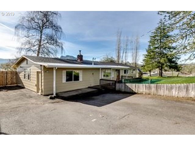 85861 Bailey Hill Road Eugene, OR 97405 - Photo 1 of 17 Gallery Image 1
