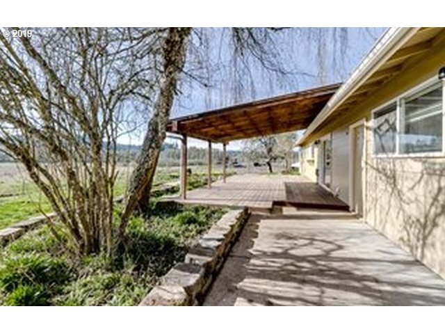 85861 Bailey Hill Road Eugene, OR 97405 - Photo 14 of 17 Gallery Image 14