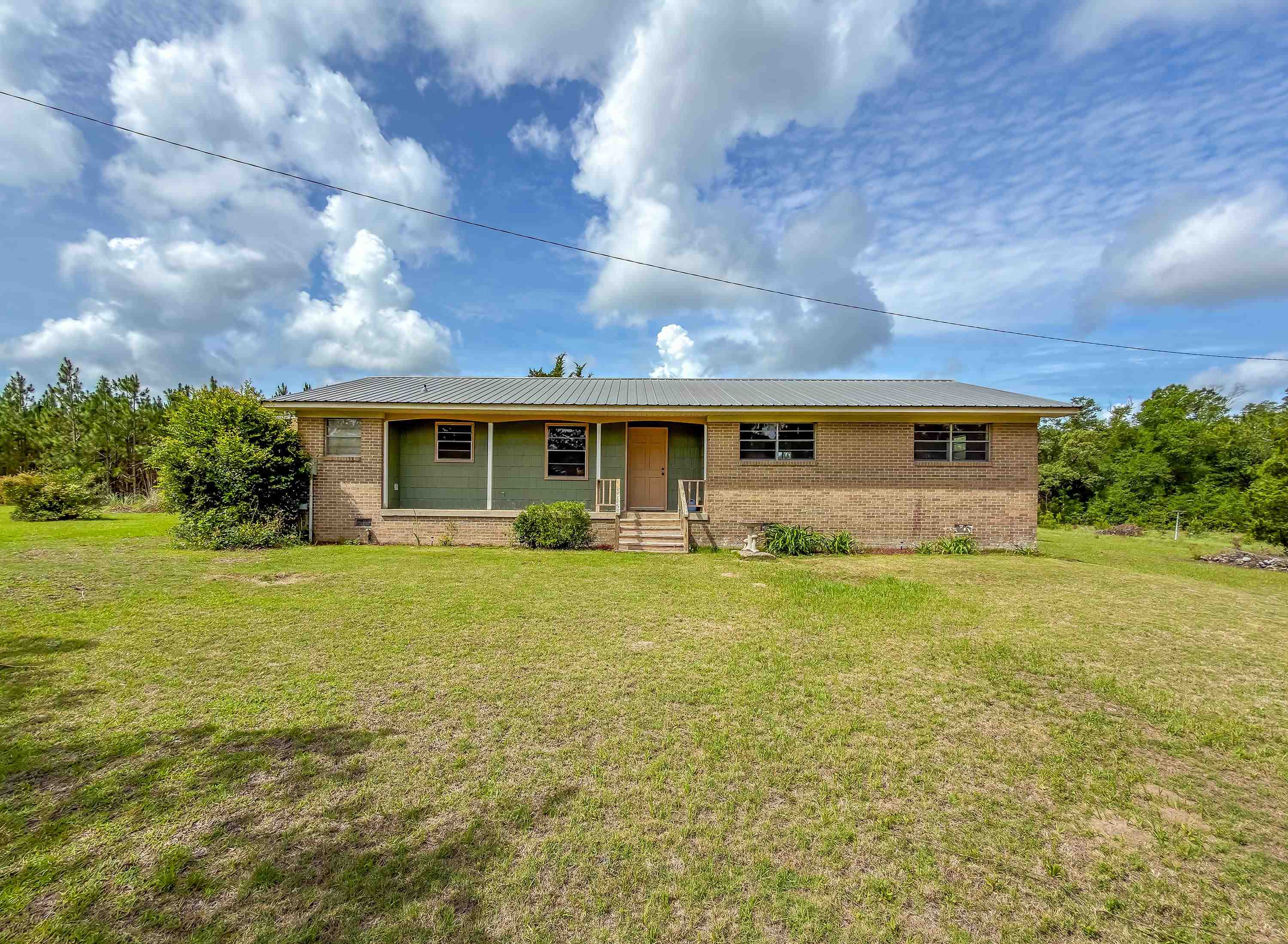 2555 Hollister Road Marianna, FL 32446 - Photo 1 of 68