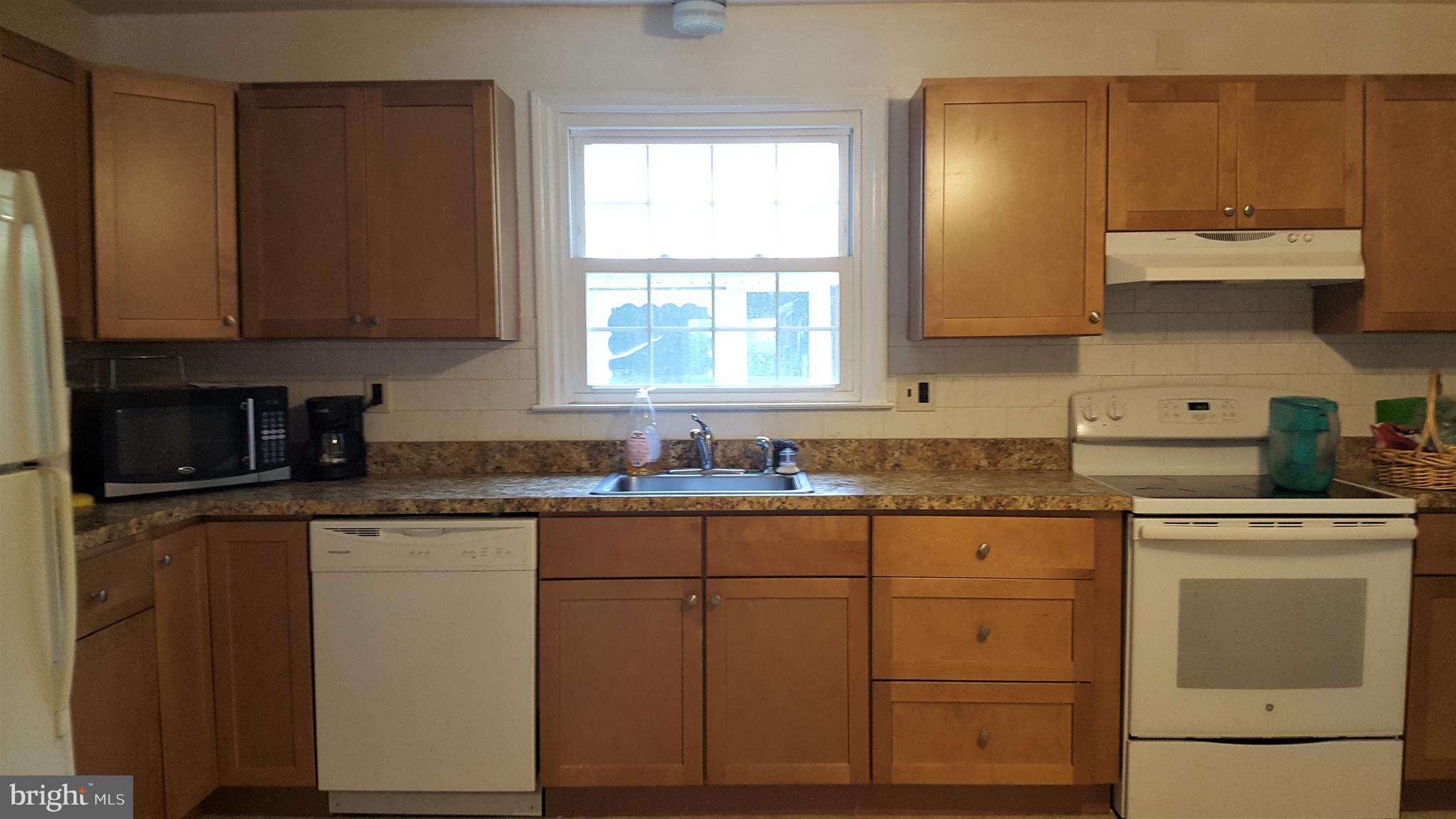 18 Kitty Lane Newark, DE 19713 - Photo 4 of 12