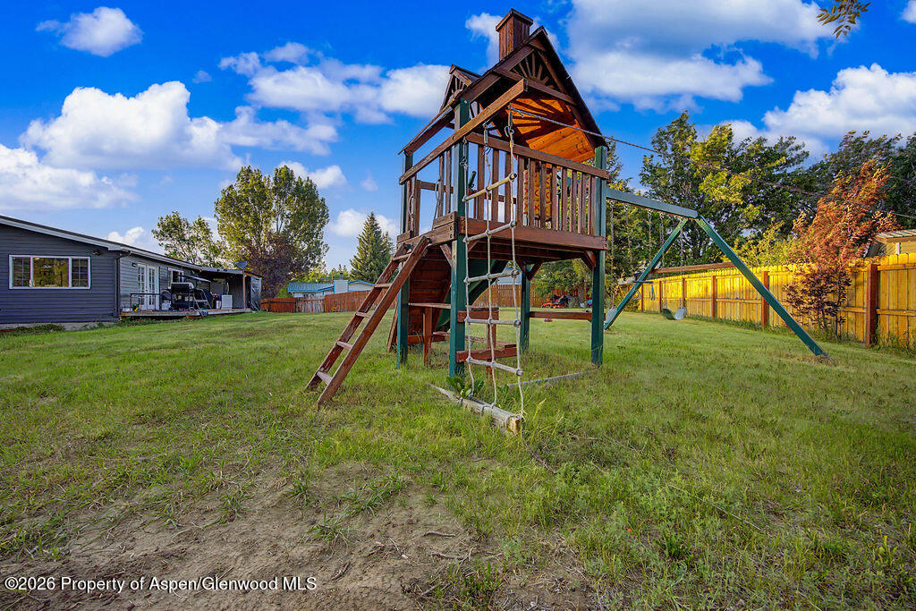 889 Ashley Road Craig, CO 81625 - Photo 7 of 59 889Ashley-15