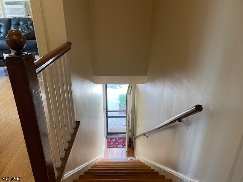 33 Hillside Avenue, Unit 2 Montclair, NJ 07042 - Photo 3 of 21