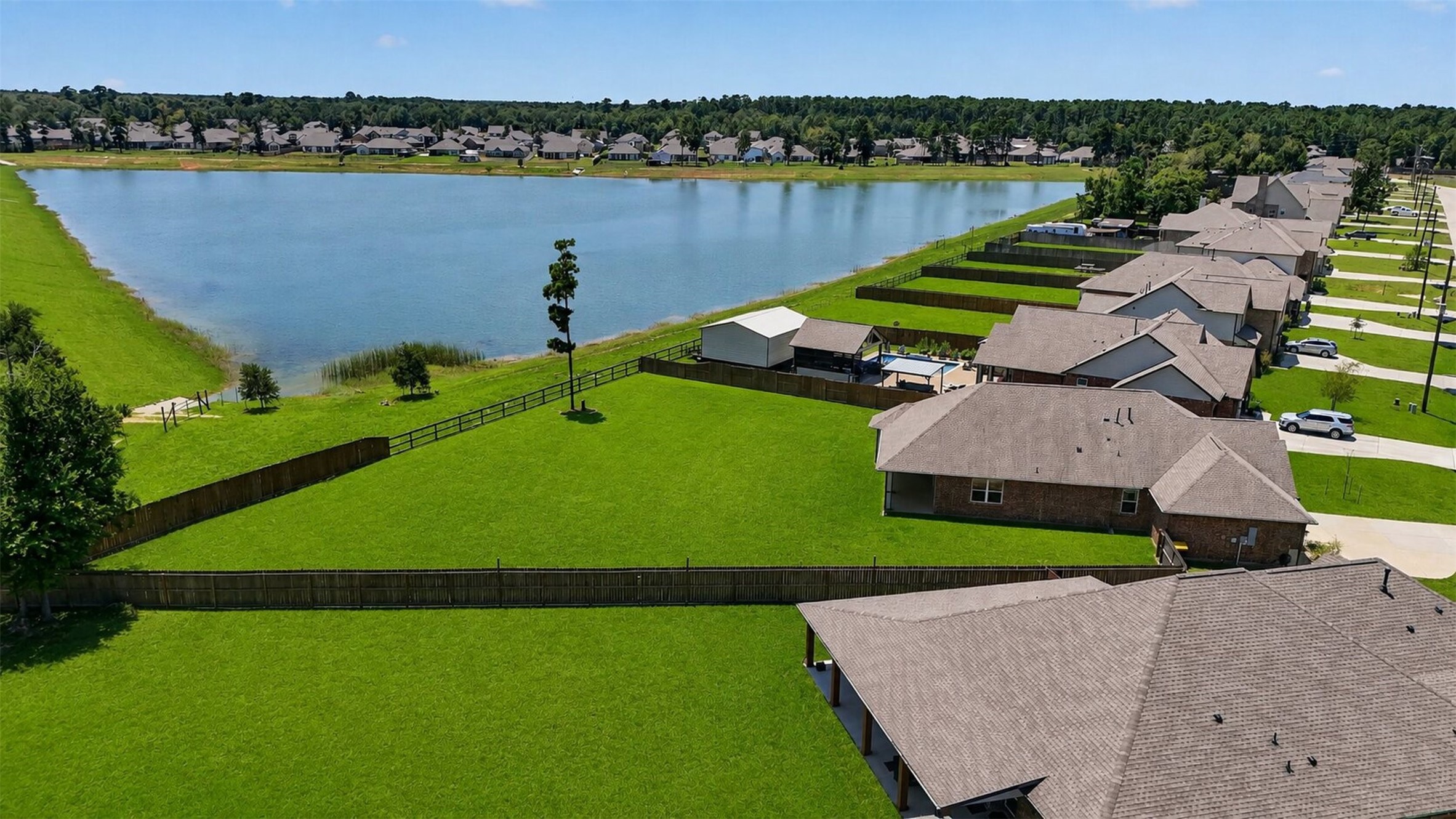 12360 North Chestnut Hills Road Conroe, TX 77303 - Photo 12 of 33 Gallery Image 12