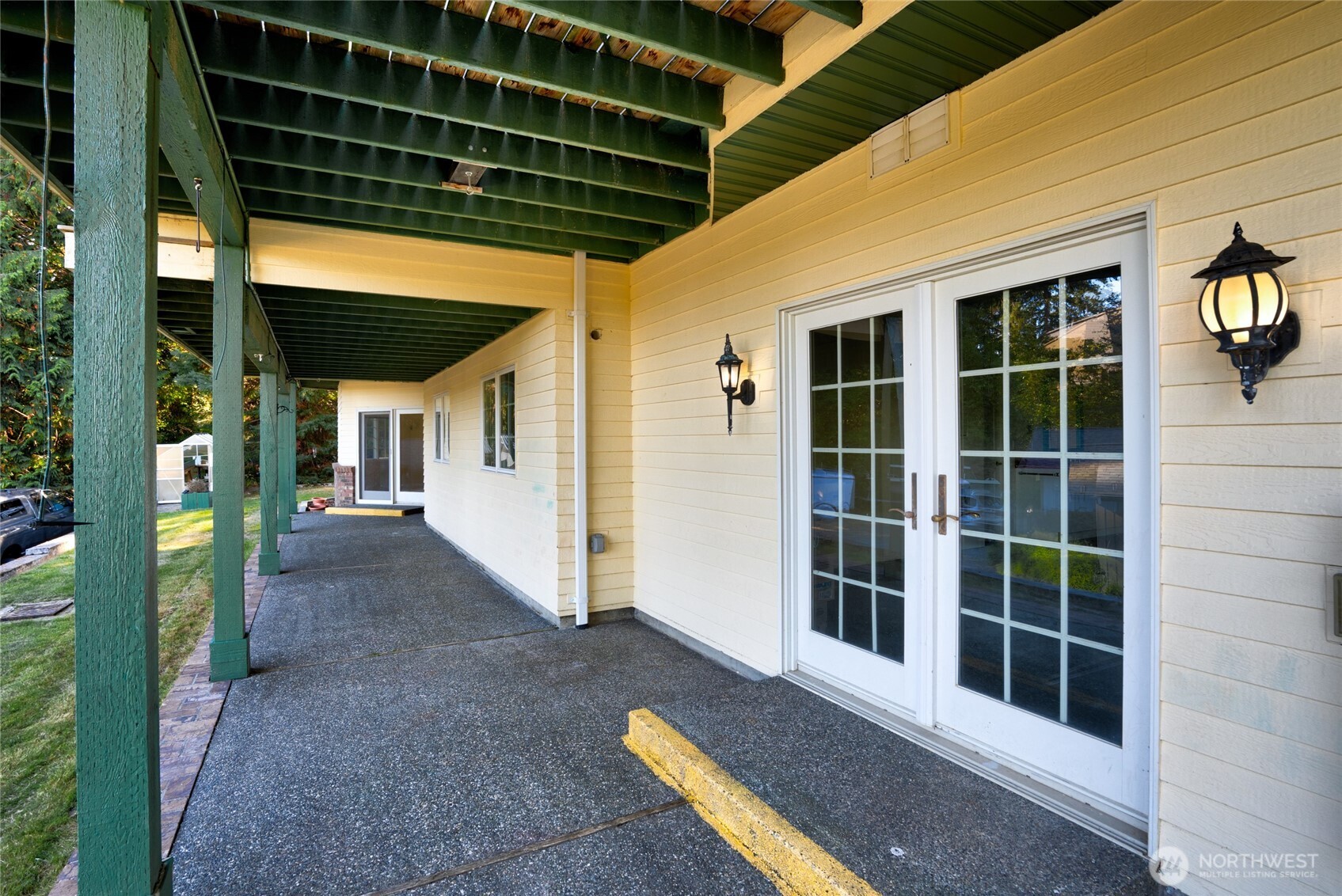 476 Nez Perce Place La Conner, WA 98257 - Photo 31 of 40 a view of front door and porch
