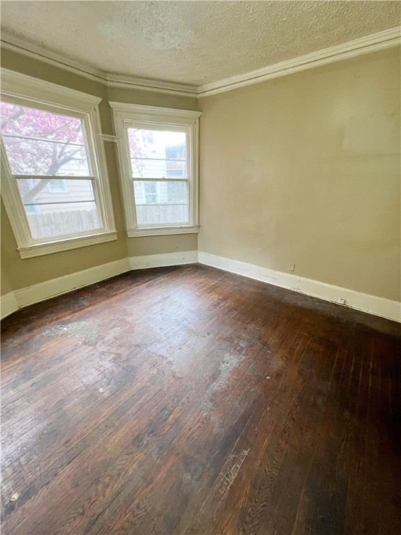 39 Augustine Street Rochester, NY 14613 - Photo 18 of 50