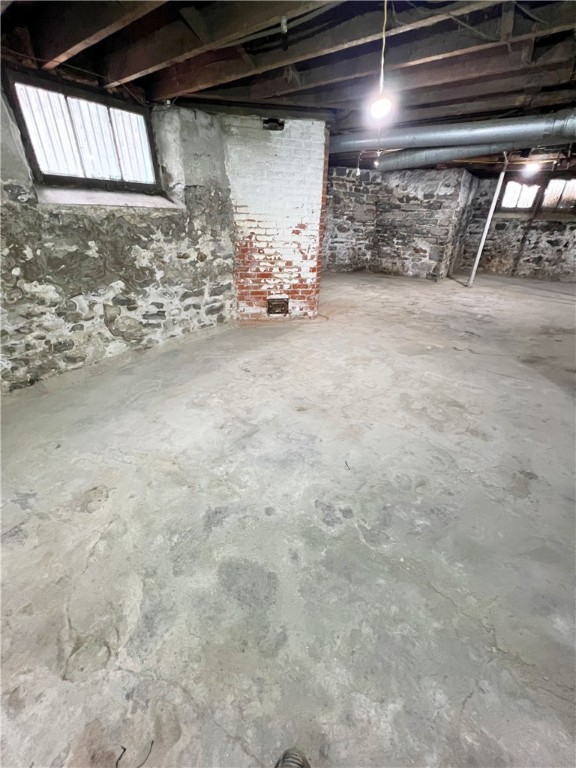 39 Augustine Street Rochester, NY 14613 - Photo 46 of 50