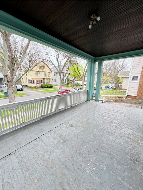 39 Augustine Street Rochester, NY 14613 - Photo 8 of 50