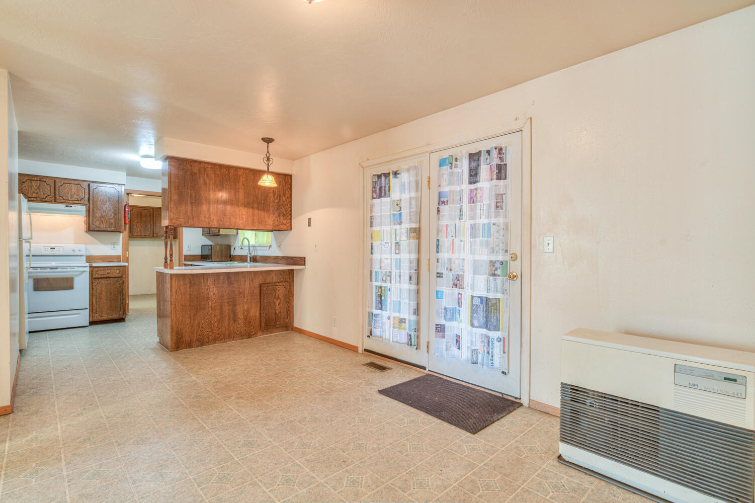 16054 Burgess Road La Pine, OR 97739 - Photo 6 of 27 Gallery Image 6