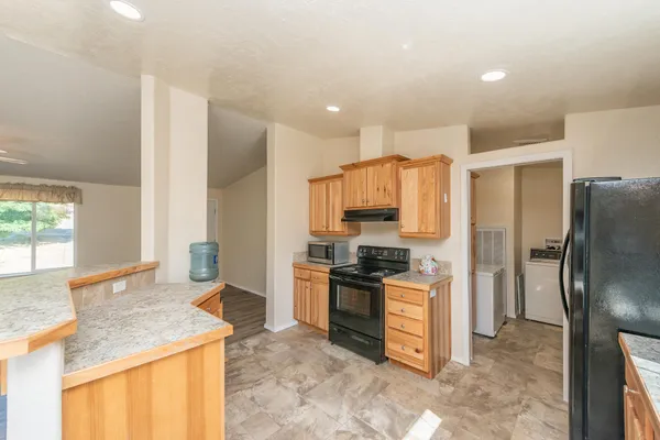 $279,000 | 38500 Highway 299, Junction City, CA 96048