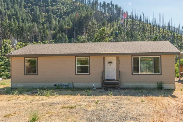 $279,000 | 38500 Highway 299, Junction City, CA 96048