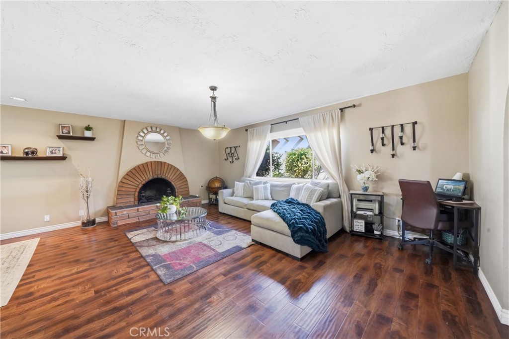 15951 St Timothy Road Apple Valley, CA 92307 - Photo 6 of 31