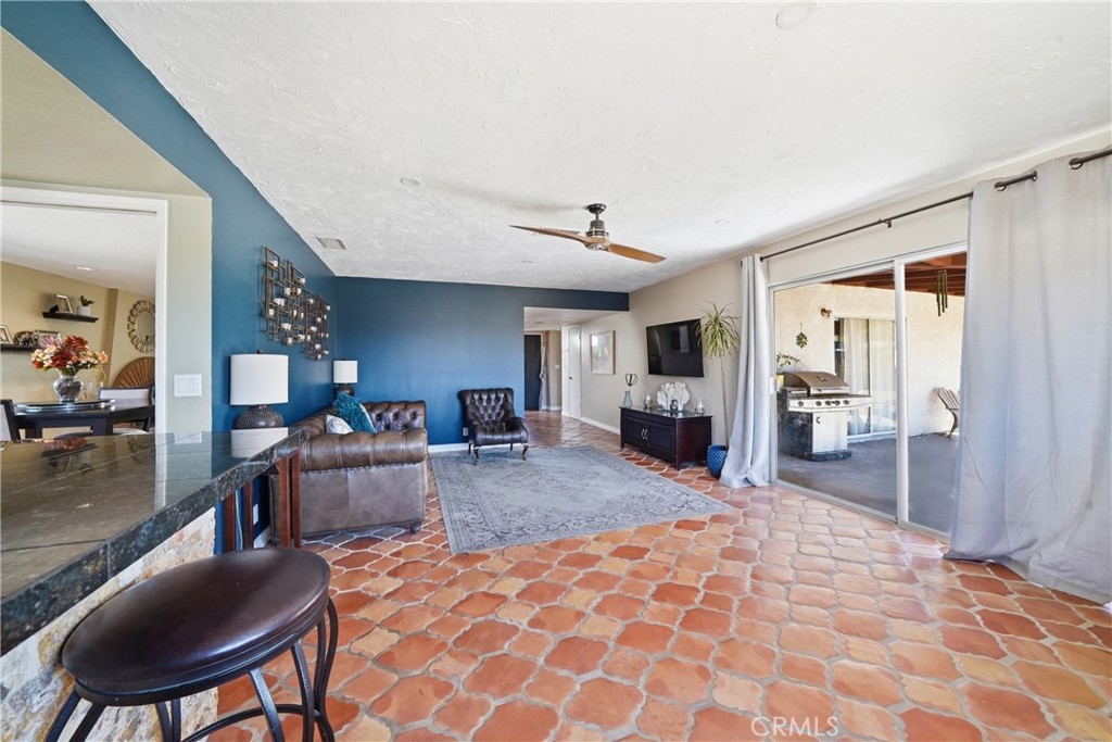 15951 St Timothy Road Apple Valley, CA 92307 - Photo 8 of 31
