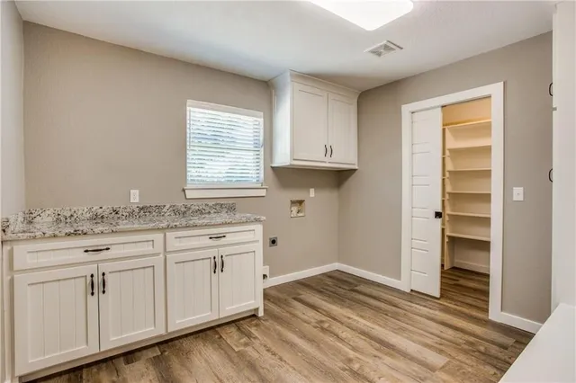 $400,000 | 615 North Lamar Street, Tioga, TX 76271