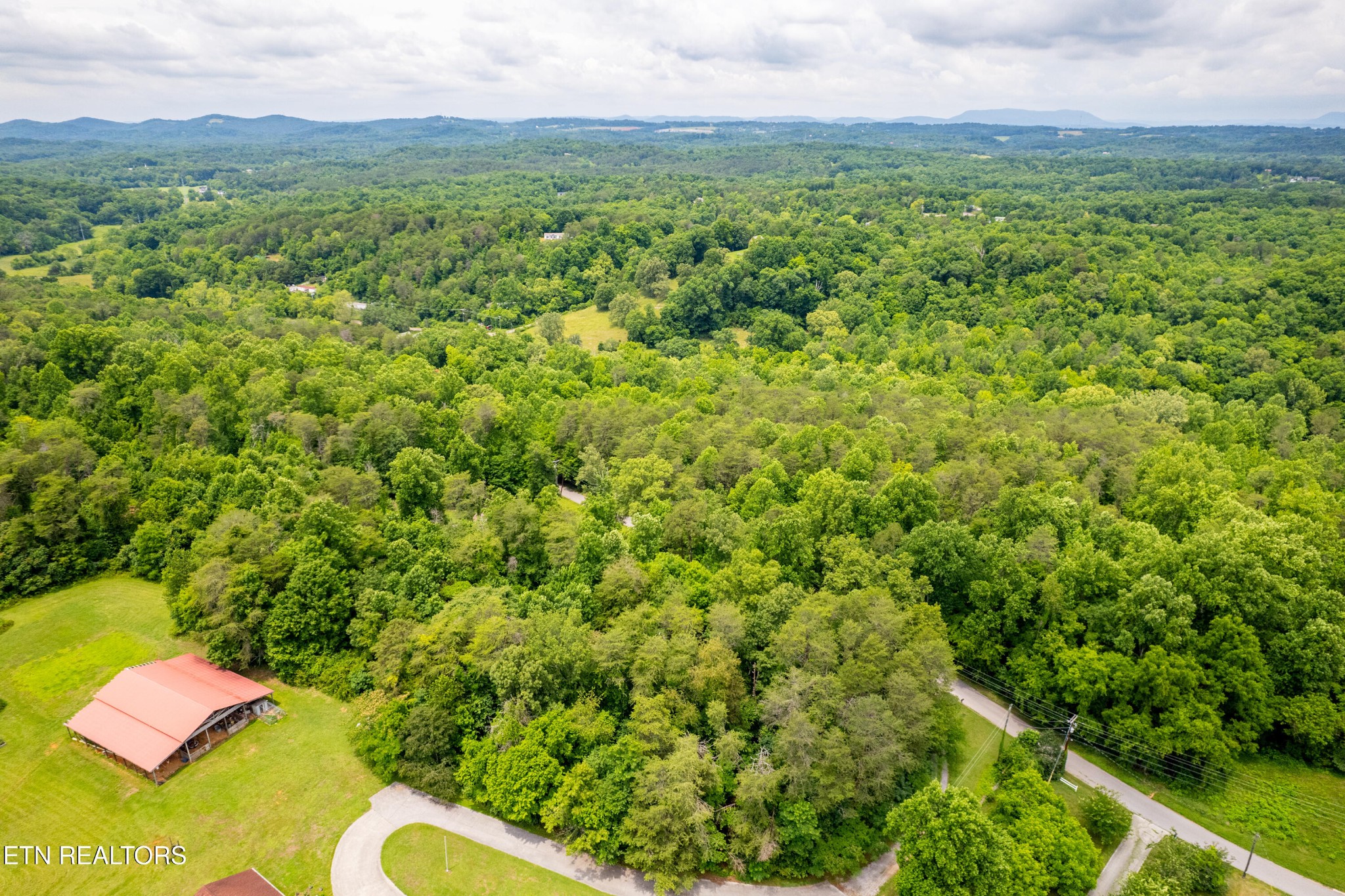 2353 Dave Smith Road Kodak, TN 37764 - Photo 8 of 15 Gallery Image 8