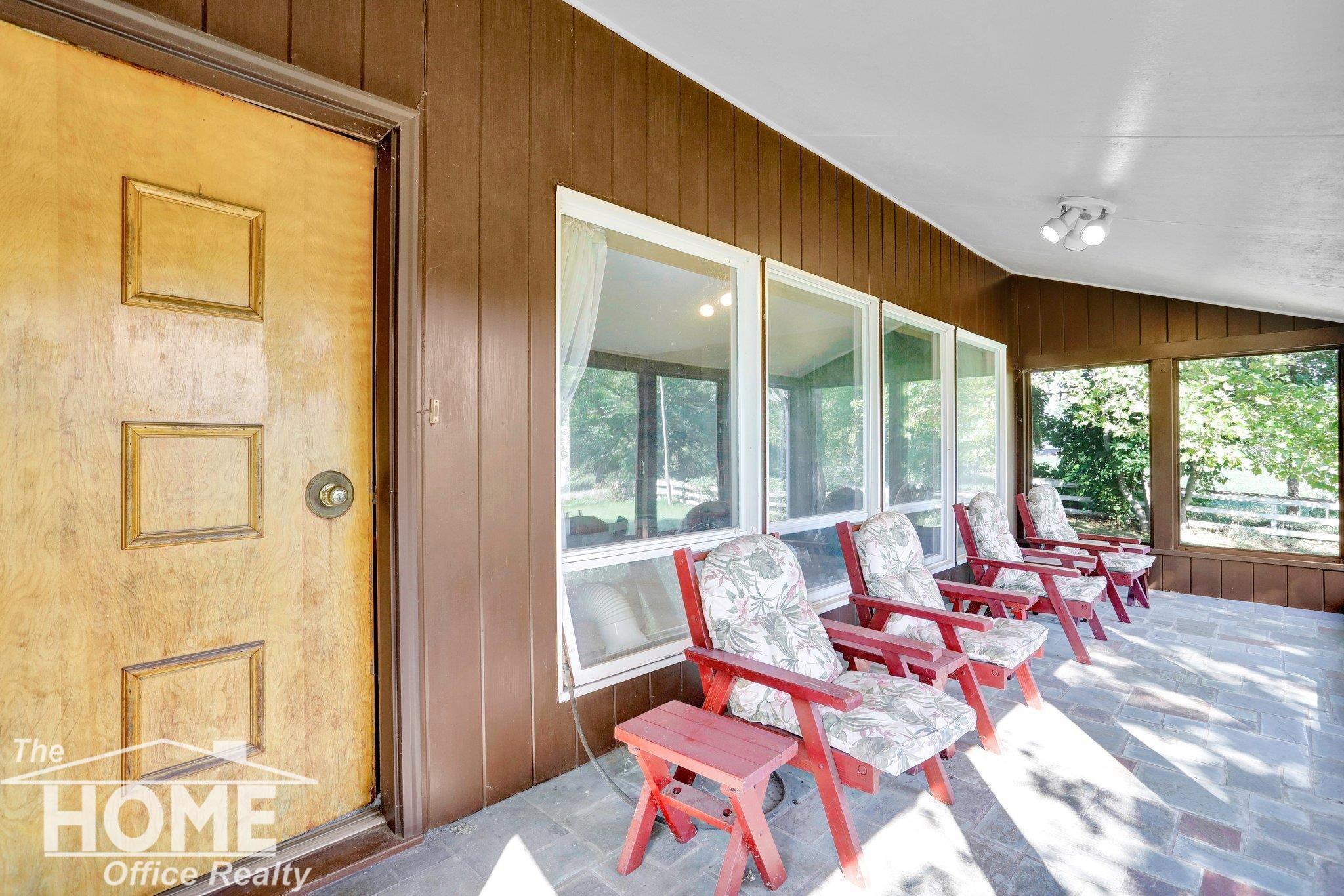 8102 West Britton Road Perry, MI 48872 - Photo 7 of 41 50155604-c100863a-f177-469b-aaae-bfd11342759d.JPG