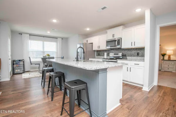 $419,900 | 2112 Glen Creek Road, Knoxville, TN 37924