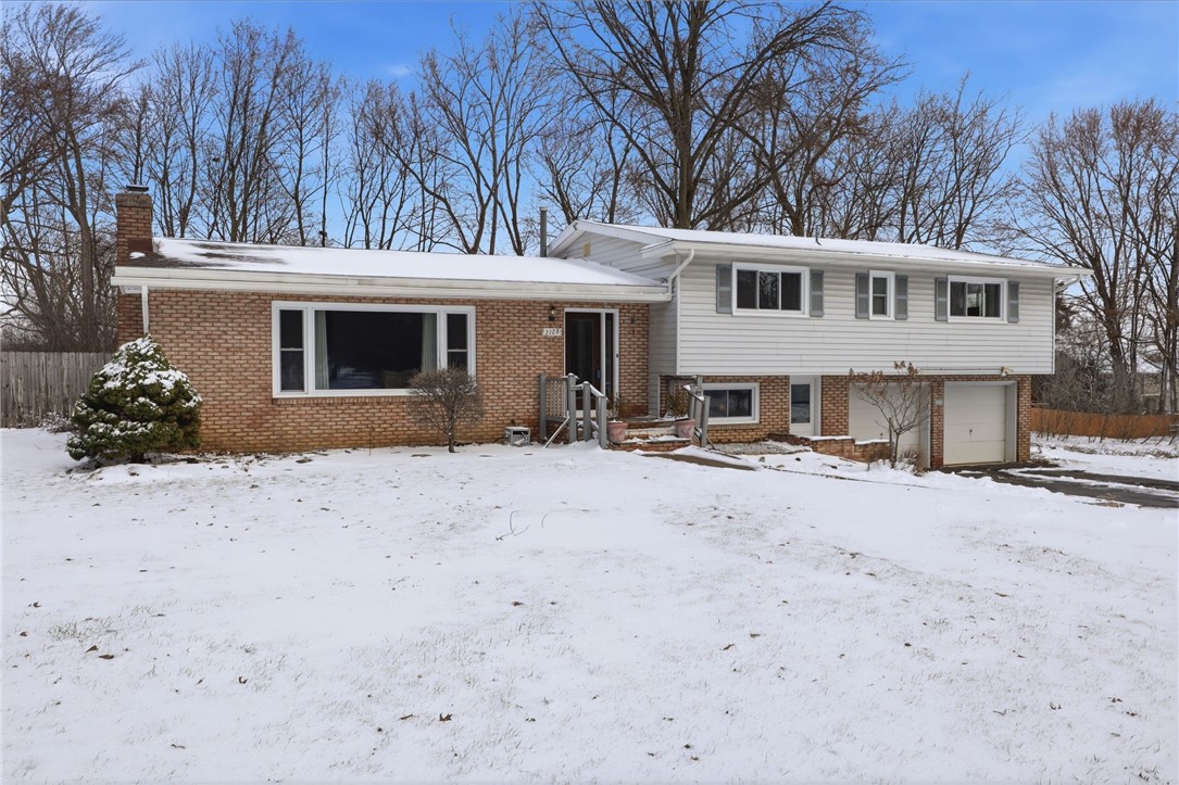 2128 West Jefferson Road Pittsford, NY 14534 - Photo 4 of 46