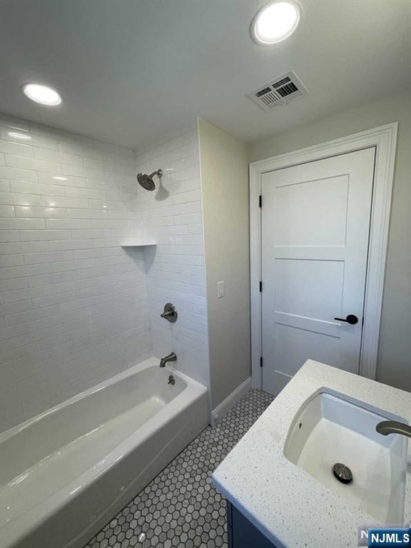 117 Forest Avenue, Unit 2 Lyndhurst, NJ 07071 - Photo 14 of 18