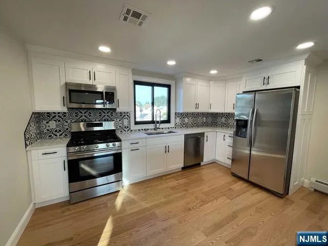 $2,500 | 117 Forest Avenue, Unit 2, Lyndhurst, NJ 07071