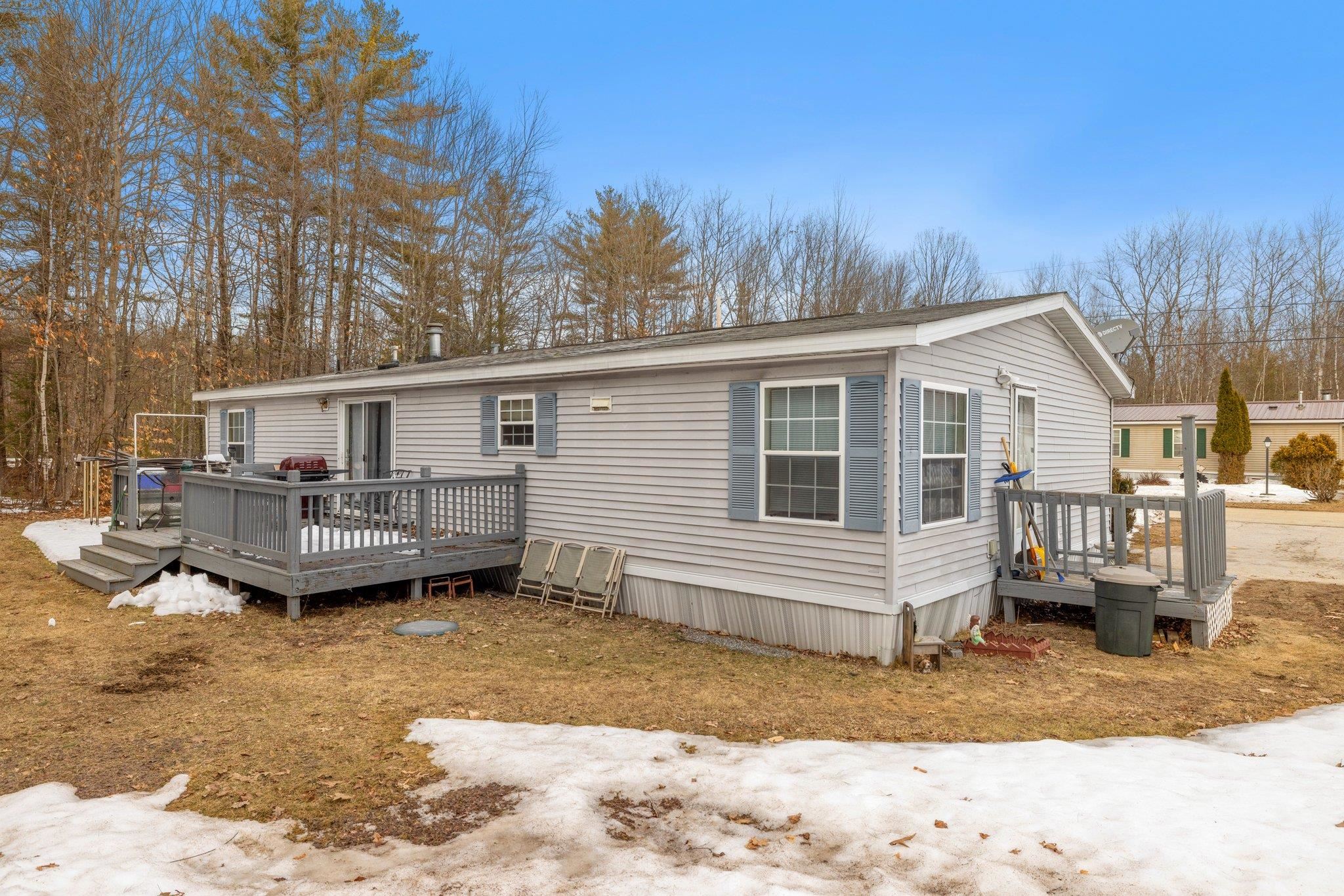 251 Fire Pond Road Hopkinton, NH 03229 - Photo 4 of 32